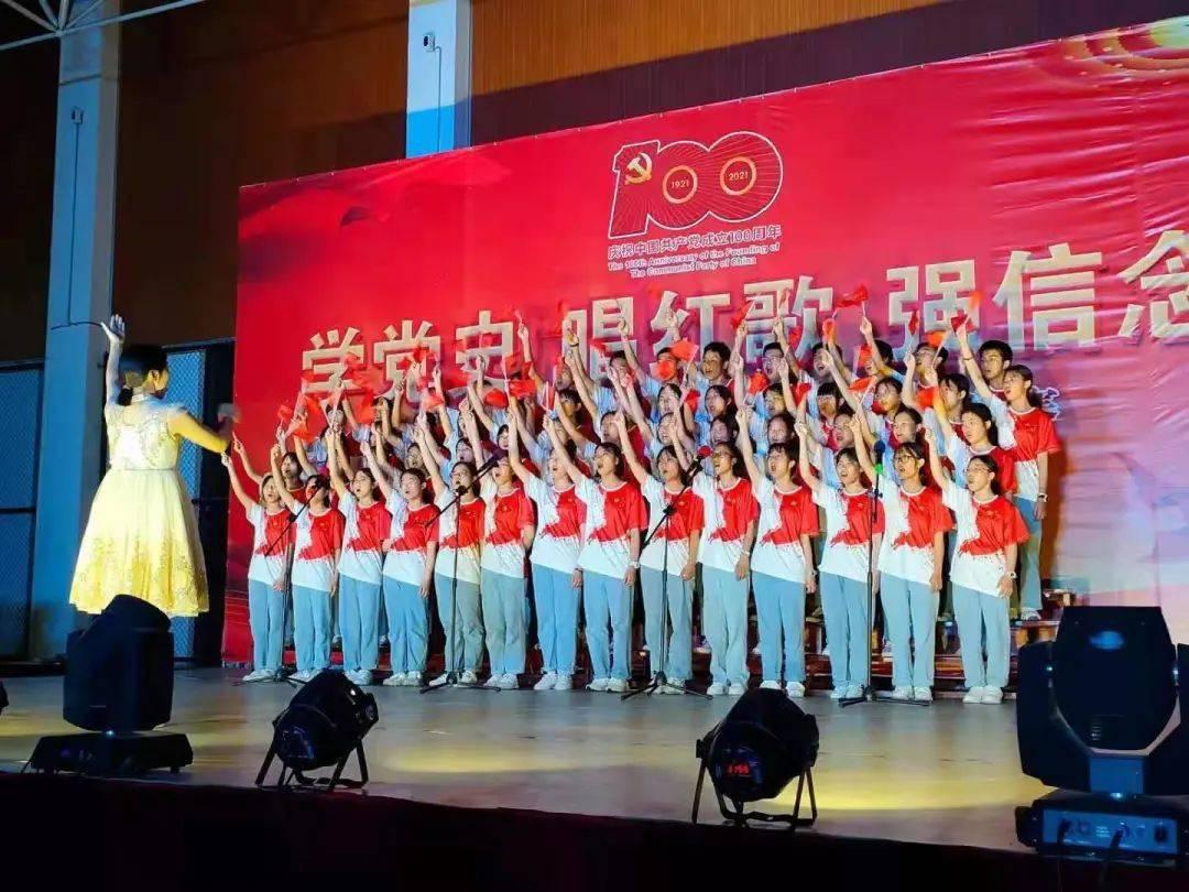逃出上锁的现代房间8