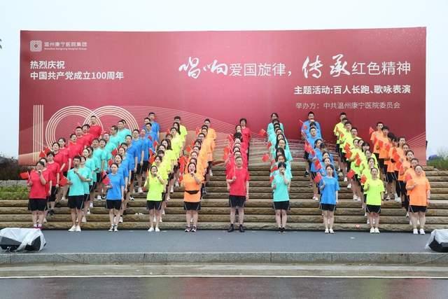 超级坦克消灭僵尸