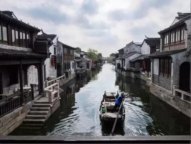逃离黄金城堡